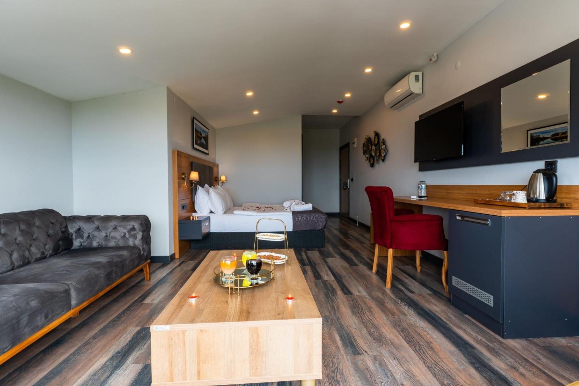 Emay Otel Trabzon Buitenkant foto